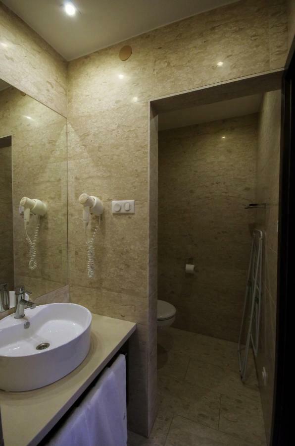 Royal Residence Apartments غيولا المظهر الخارجي الصورة