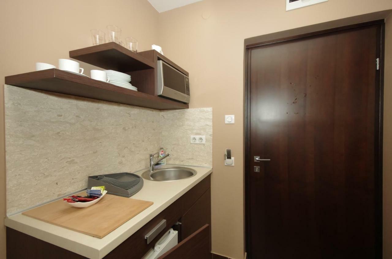 Royal Residence Apartments غيولا المظهر الخارجي الصورة